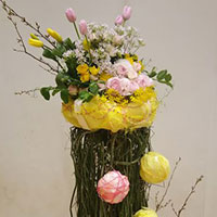 町田　自然幼稚園　卒園式の花　お寺の木賊を使用